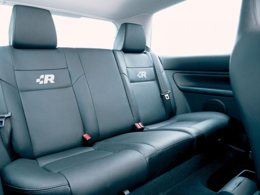  Volkswagen Golf R32 2002 года  (фото 13 из 38)